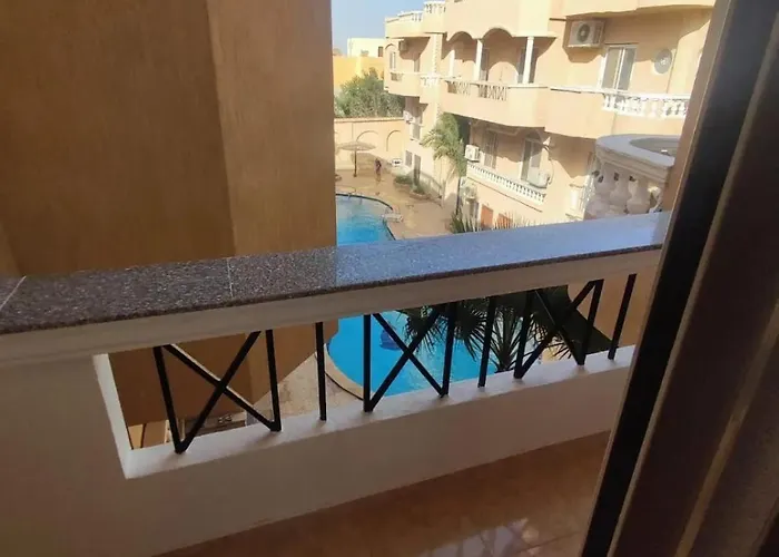 Apartment View Pool For Rent In Magawish Hurghada